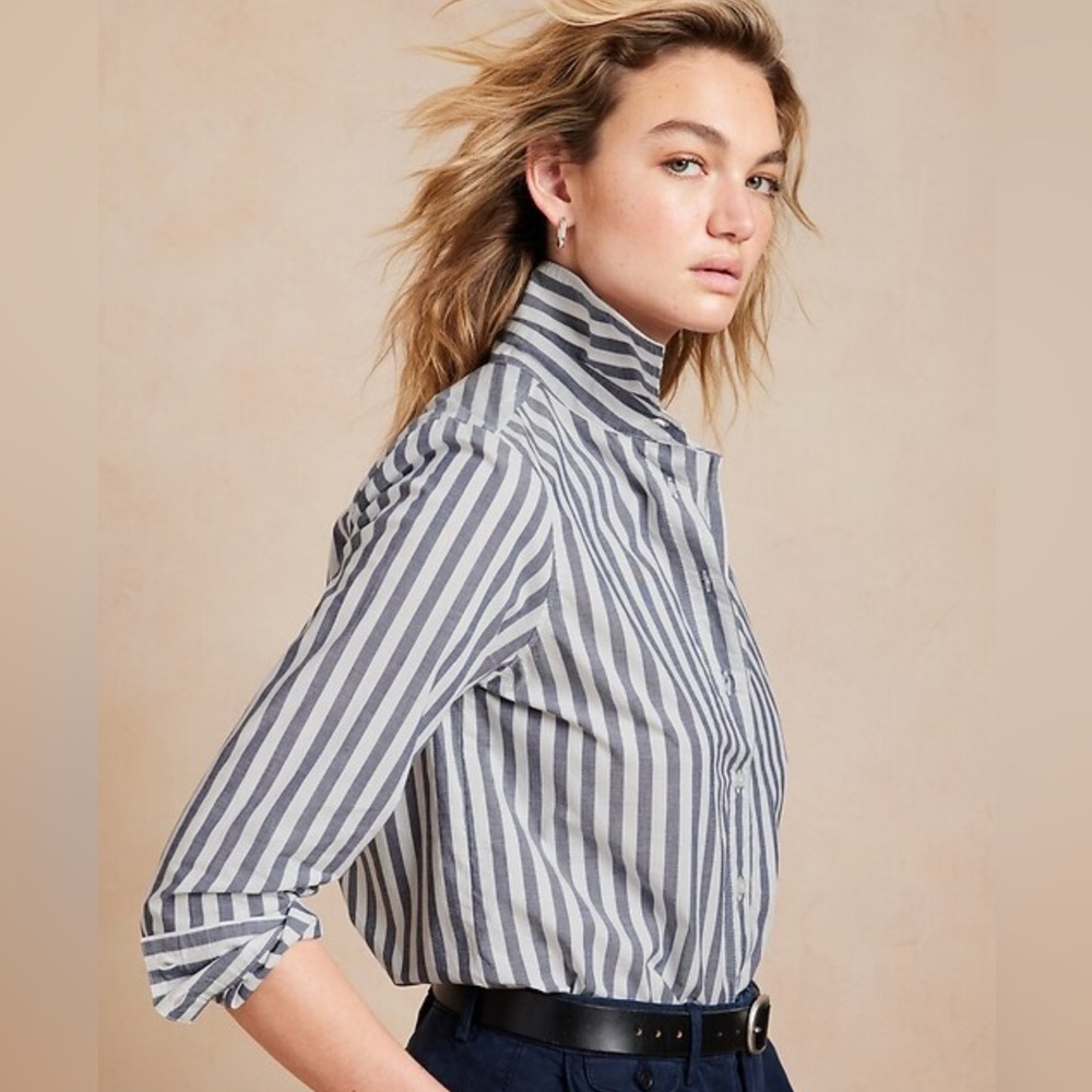 Banana Republic Classic Cotton Striped Shirt • M • Grey & White Women's Top - Picture 4 of 7
